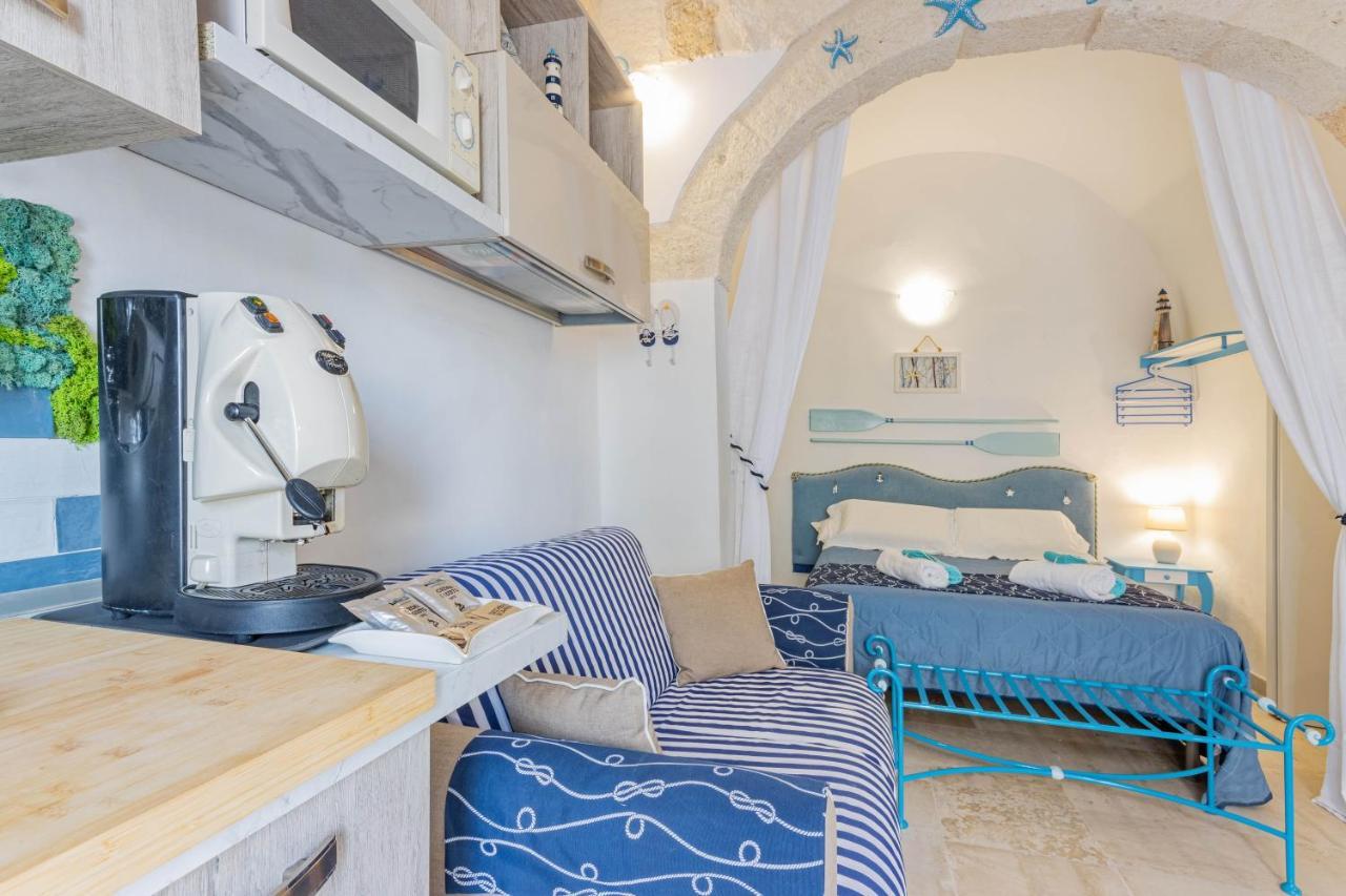 Extravacanza Dipinto Di Blu Полиняно а Маре Екстериор снимка